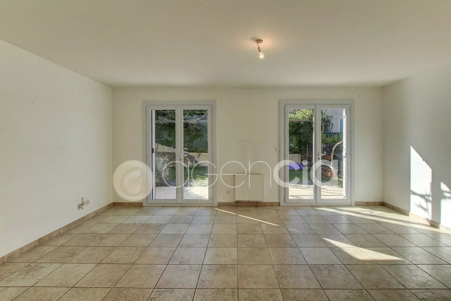 Maison à vendre, 75m², Valbonne