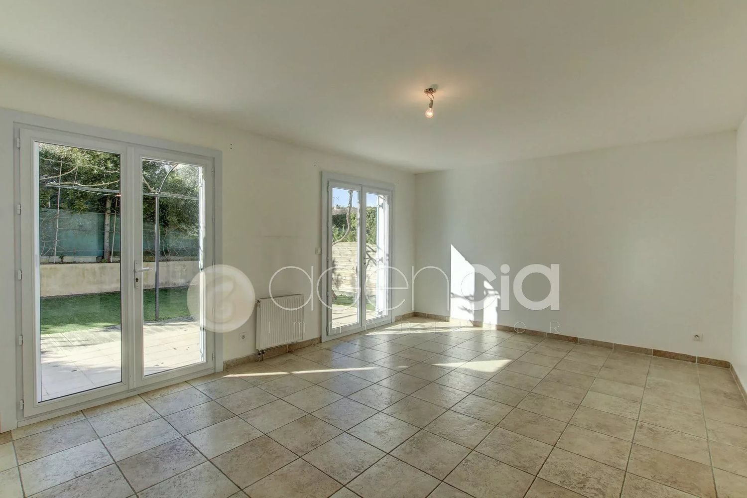 Maison à vendre, 75m², Valbonne
