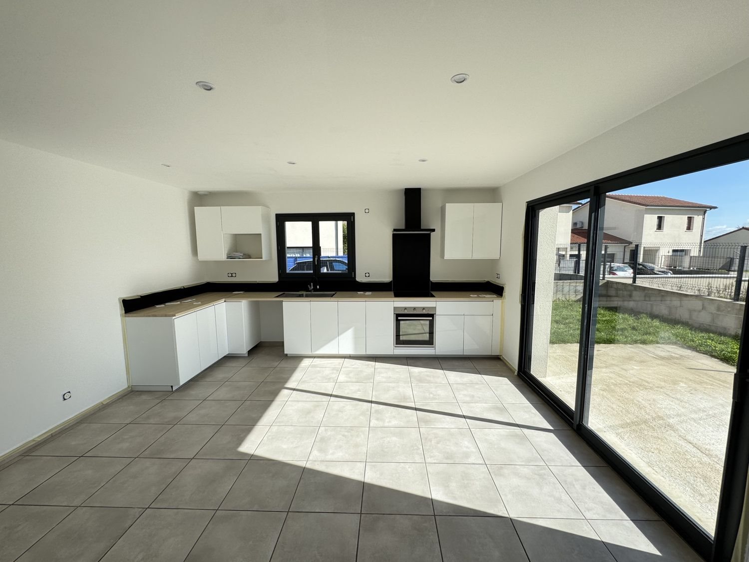 Maison à louer, 87m², Quintenas