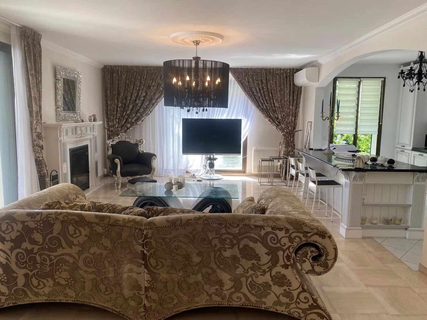 Maison à vendre, 310m², Villeneuve-Loubet