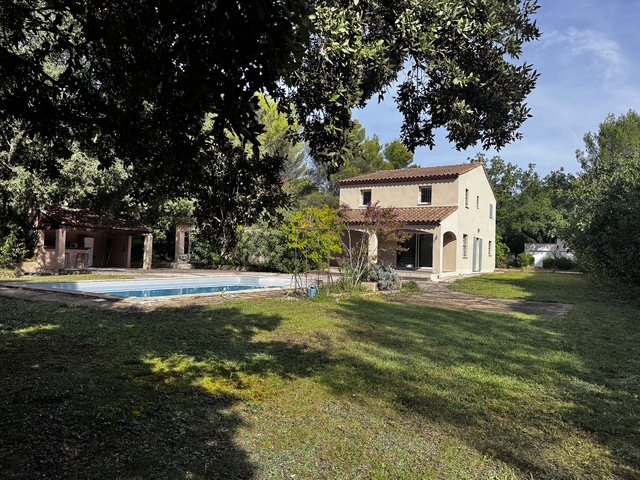 Maison à vendre, 177m², Éguilles