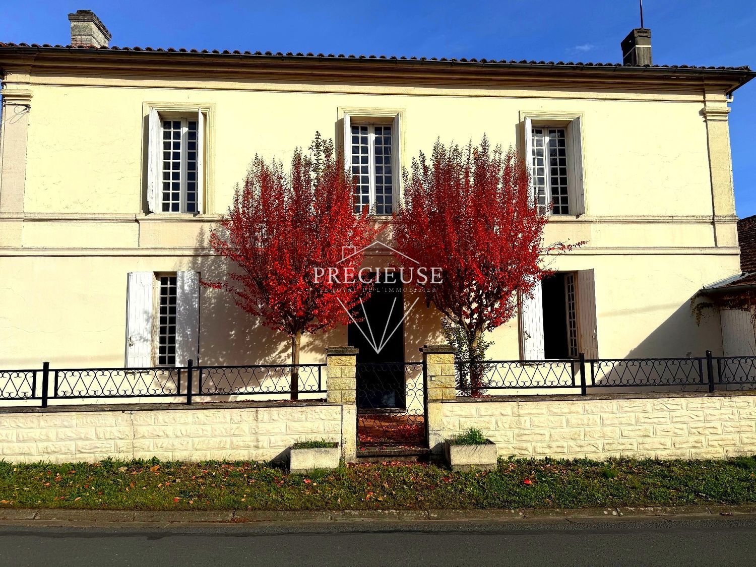 Maison à vendre, 220m², Targon