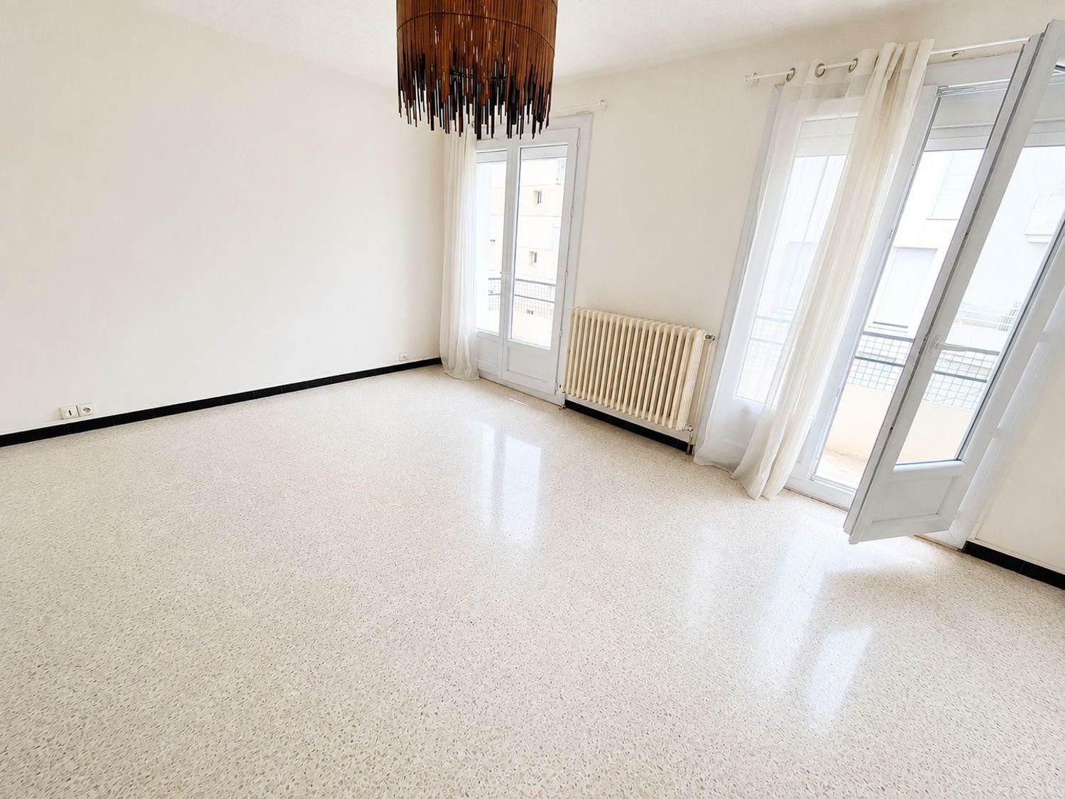 Appartement à louer, 55m², Toulon