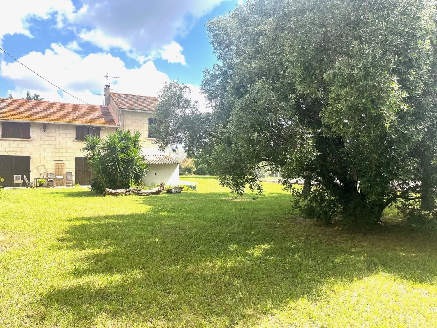 Appartement à louer, 81m², Arles