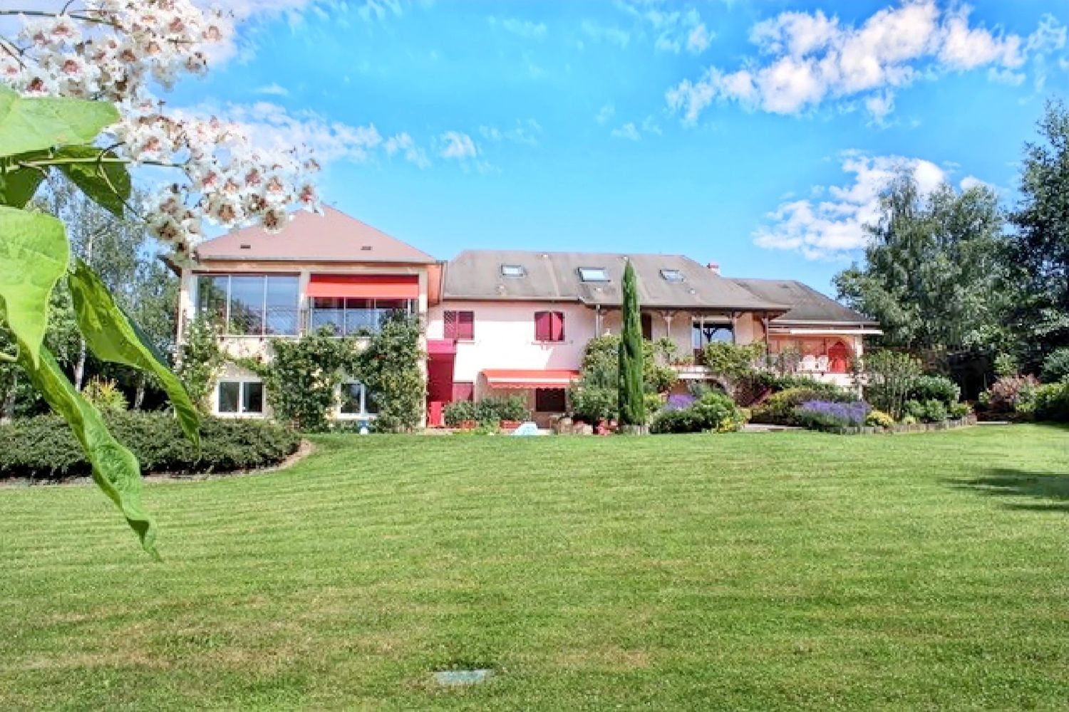 Maison à vendre, 235m², Saint-Yorre