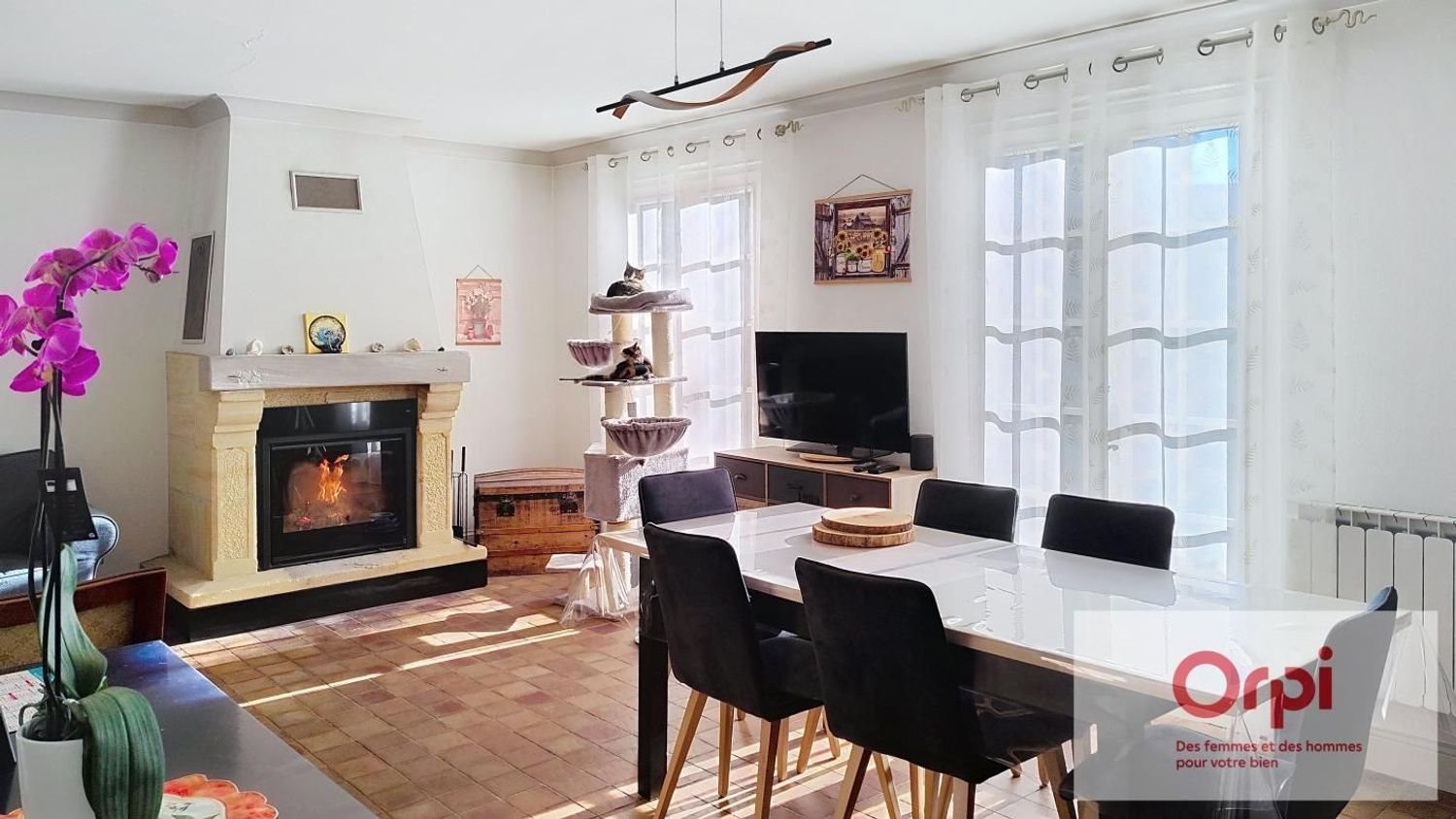 Maison à vendre, 129m², Terrasson-Lavilledieu