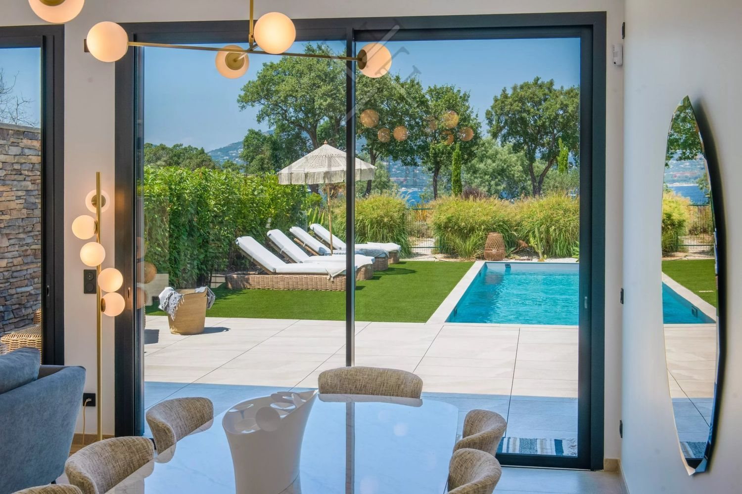 Maison à louer, 250m², Gassin