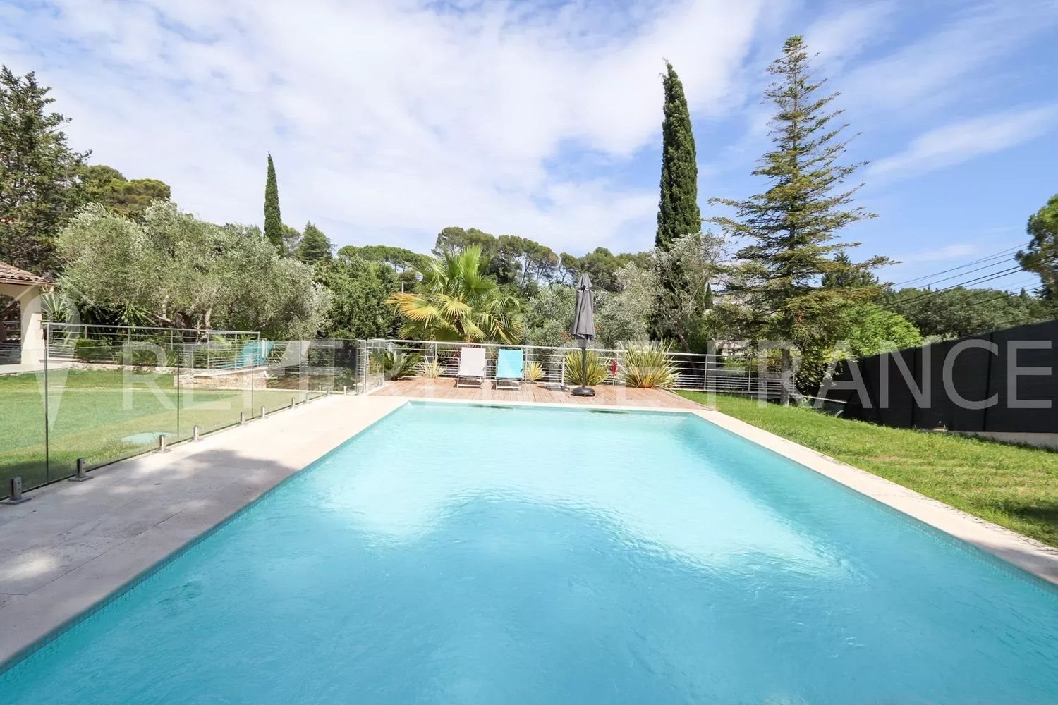 Maison à louer, 220m², Mougins
