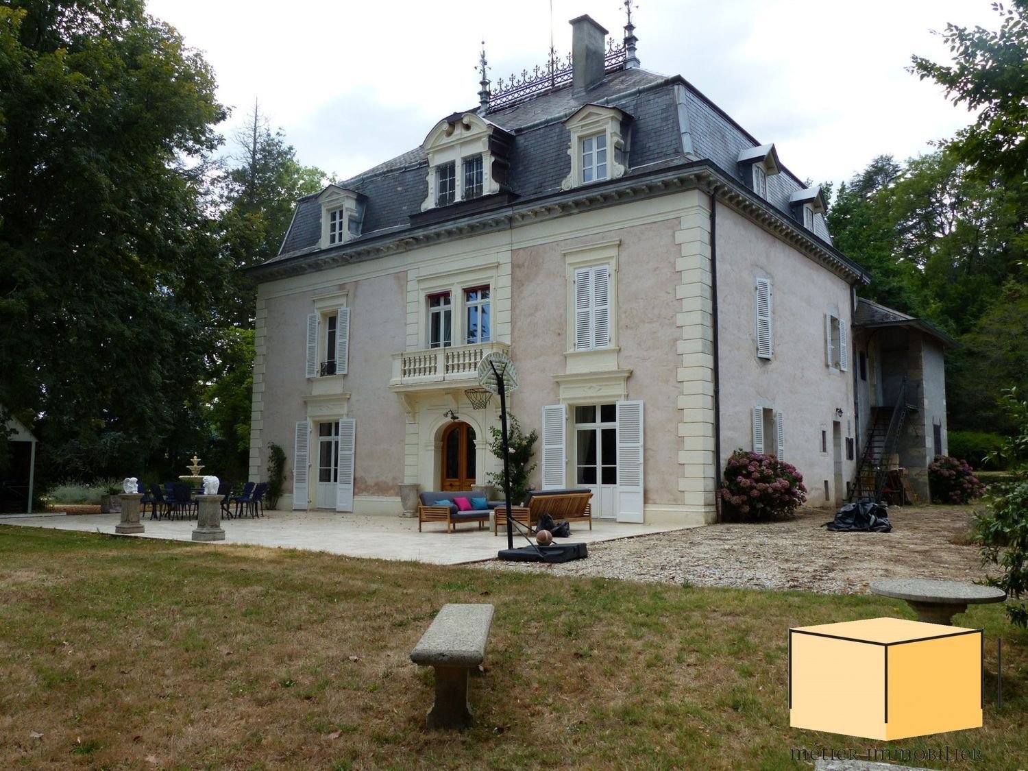 Maison à vendre, 466m², Massignieu-de-Rives