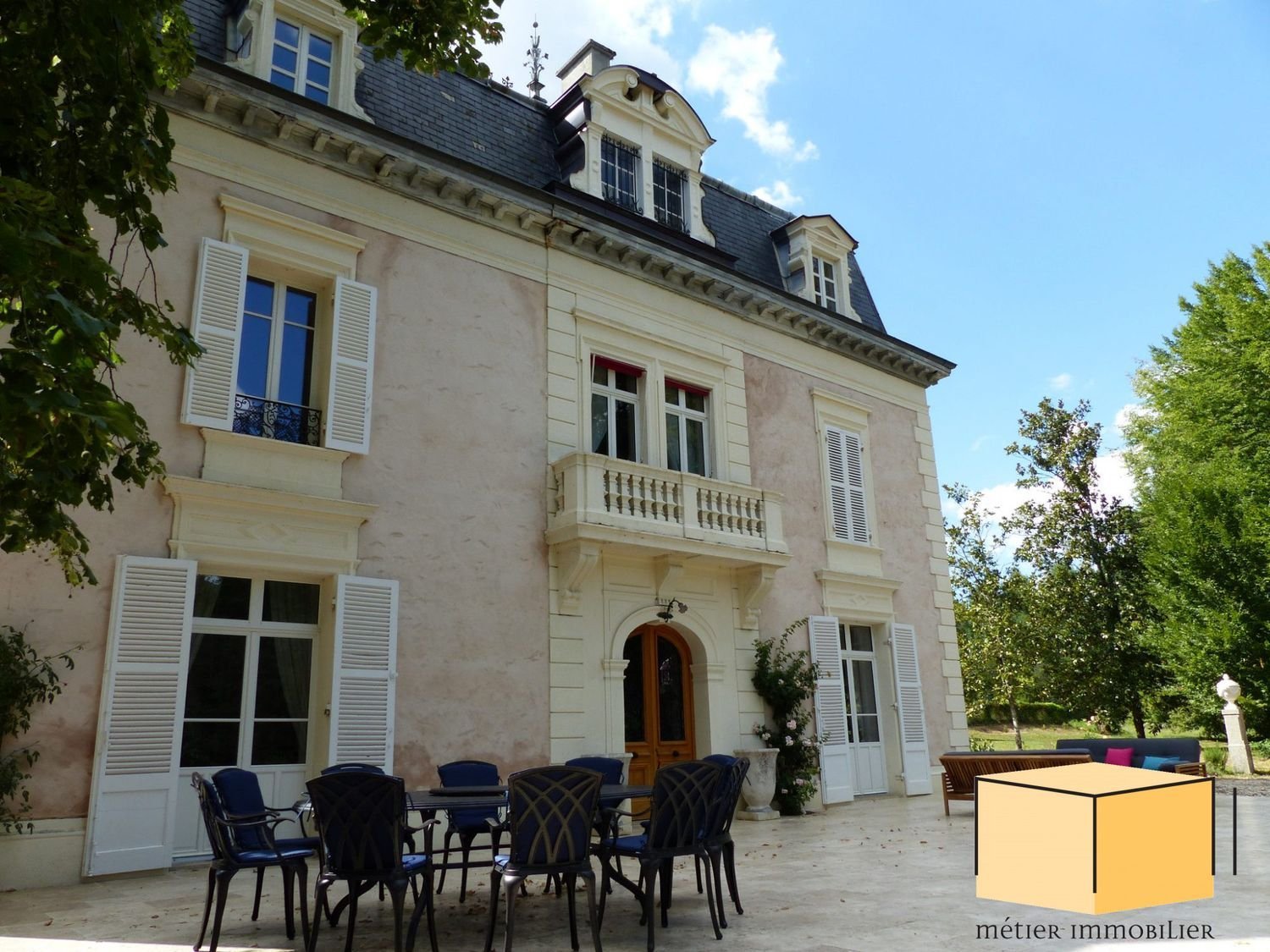 Maison à vendre, 466m², Massignieu-de-Rives