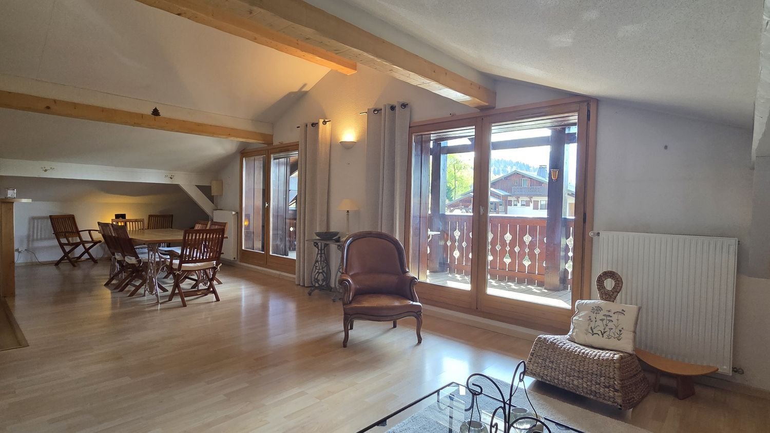 Appartement à vendre, 90m², Arâches-la-Frasse (Les Carroz d'Arâches)