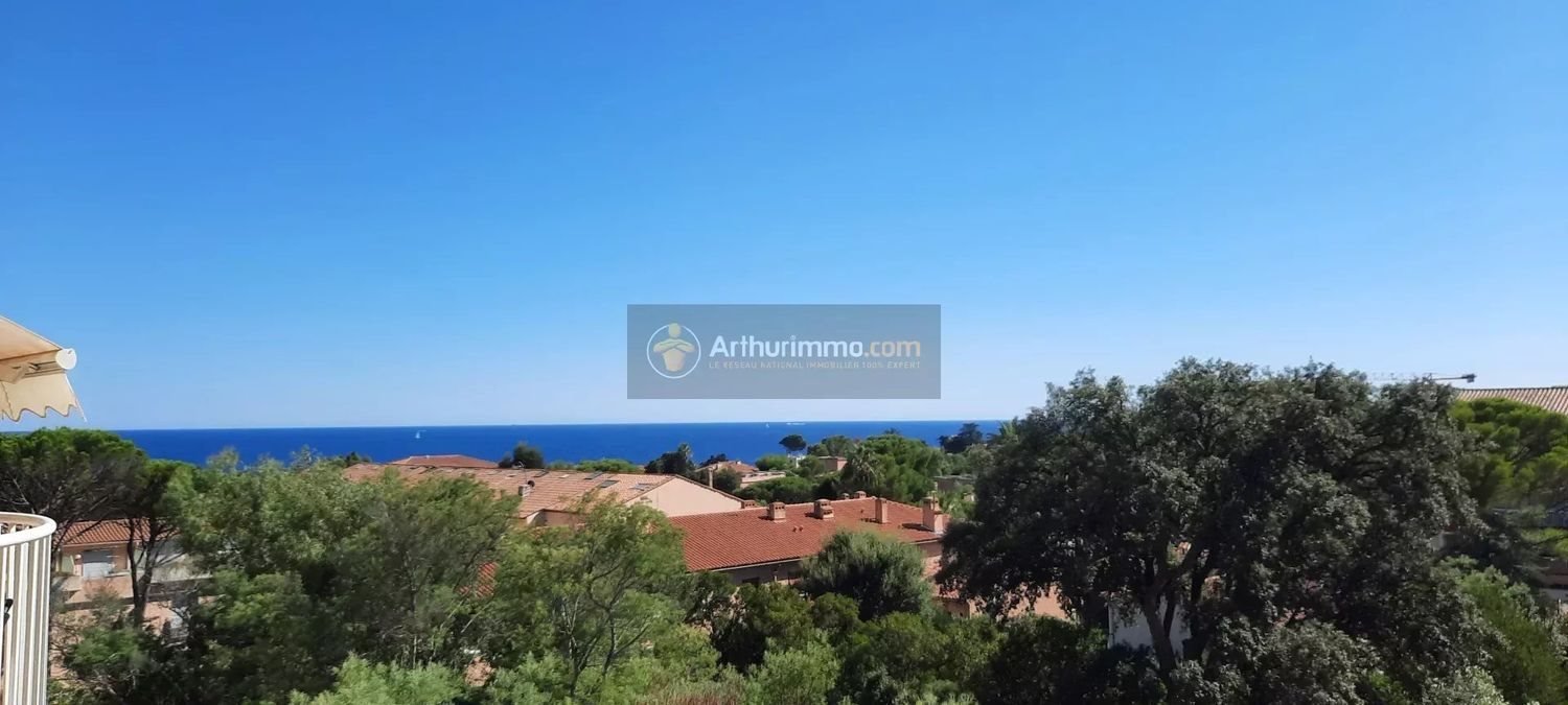 Appartement à louer, 19m², Fréjus