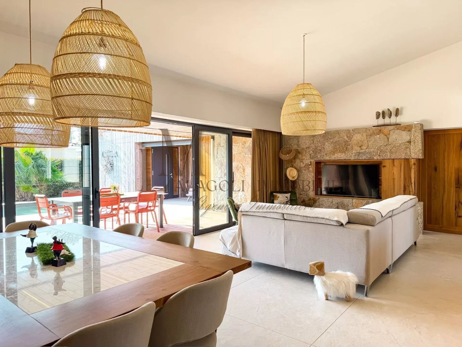 Maison à vendre, 140m², Lecci