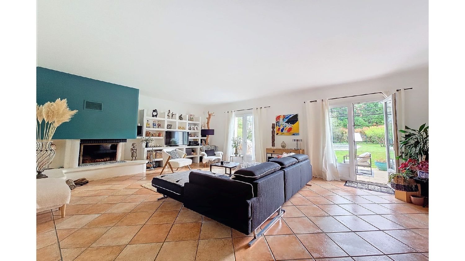 Maison à vendre, 270m², Mimet