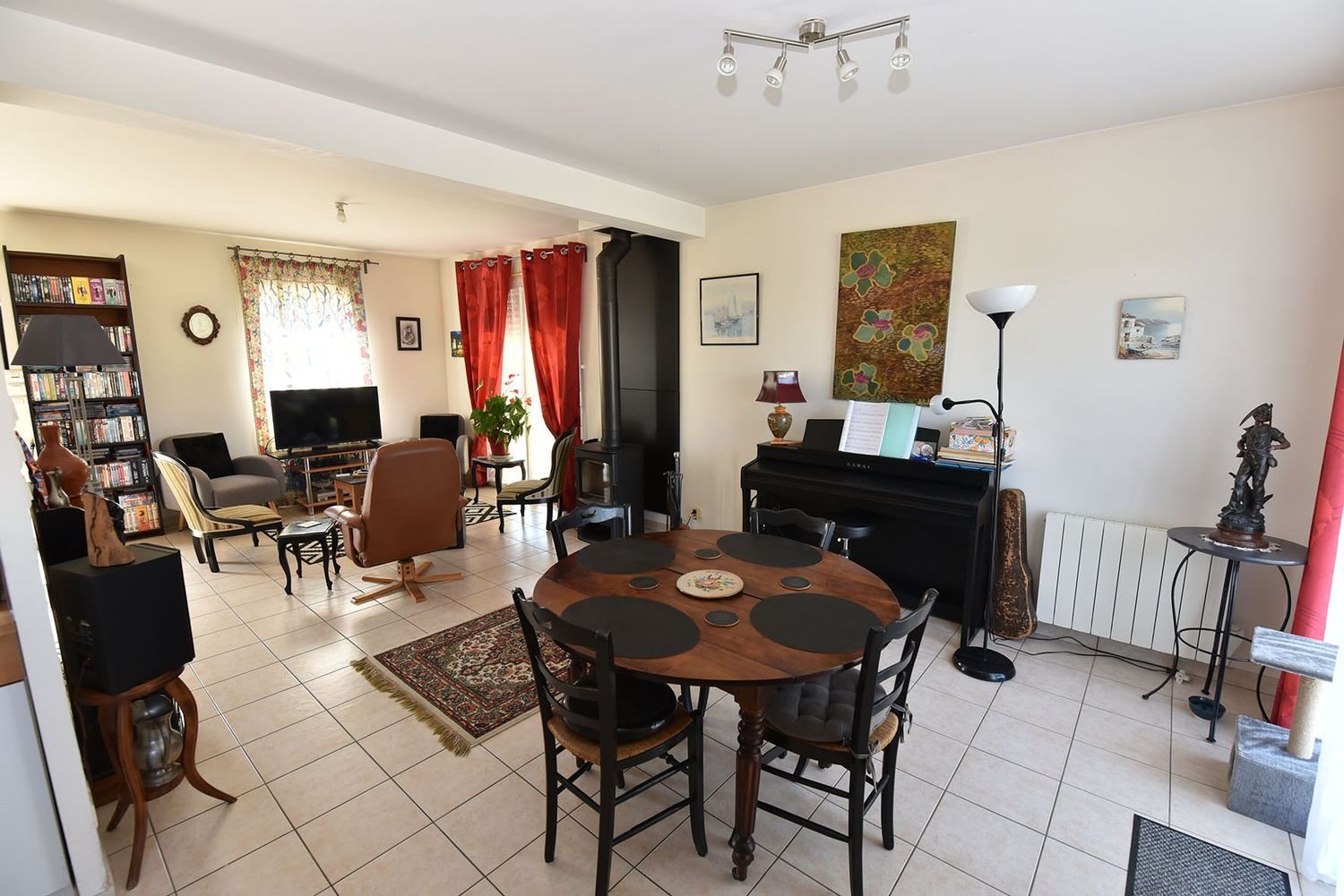 Maison à louer, 77m², Guilliers