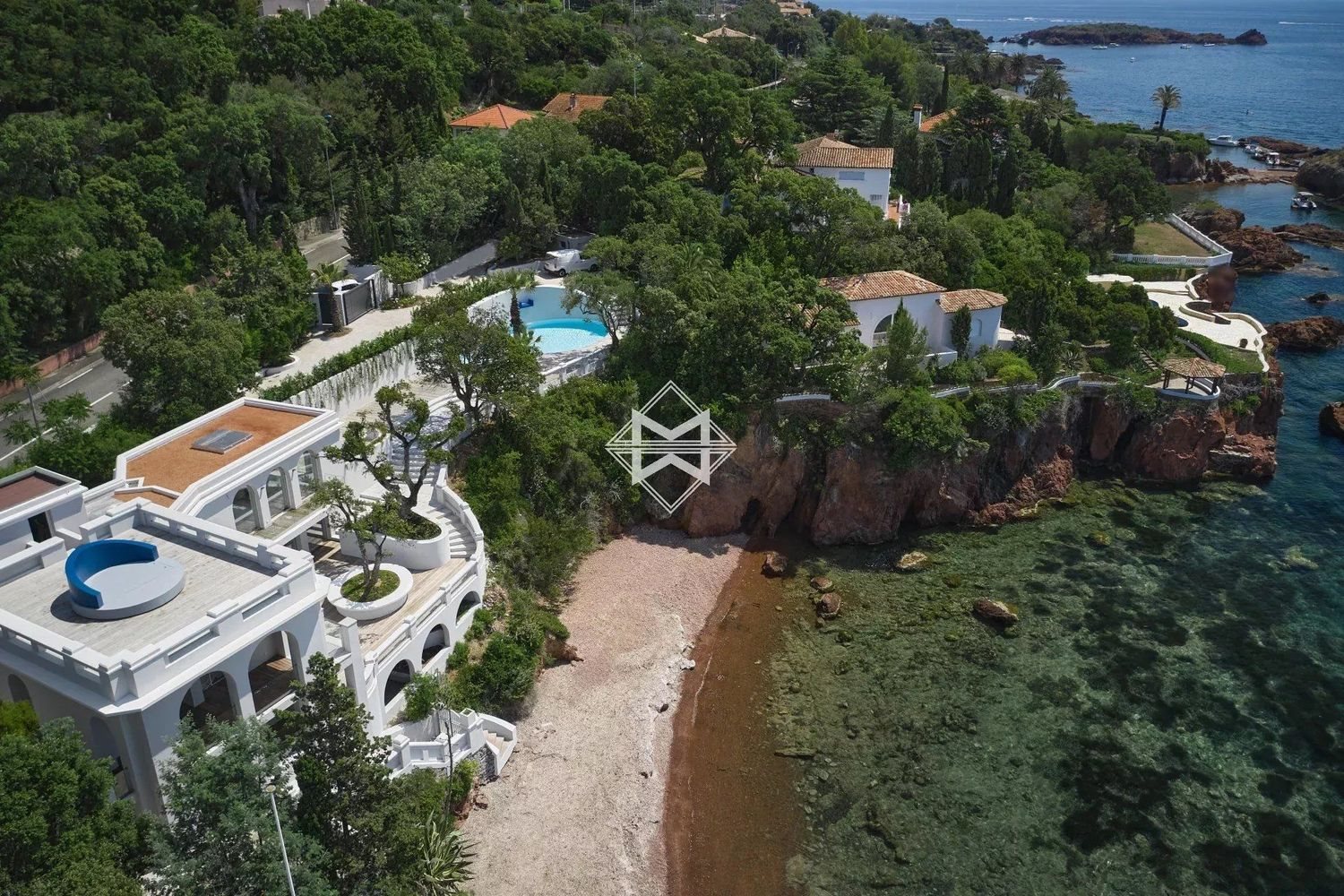 Maison à louer, 300m², Saint-Raphaël