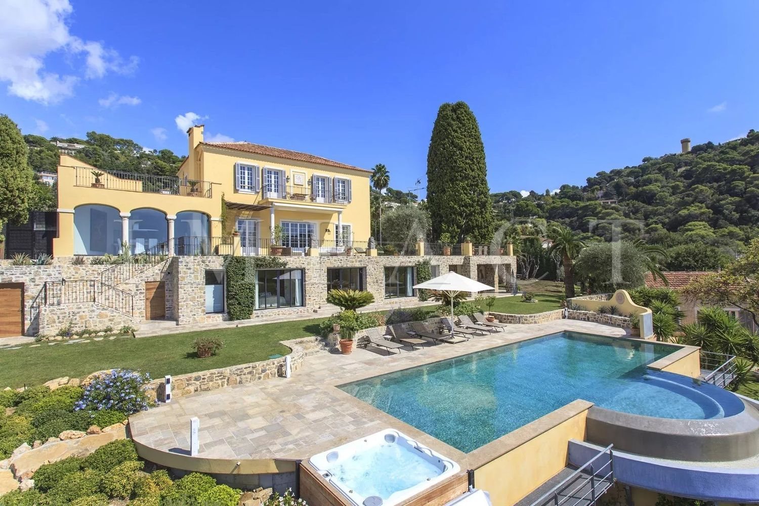 Maison à louer, 500m², Cannes
