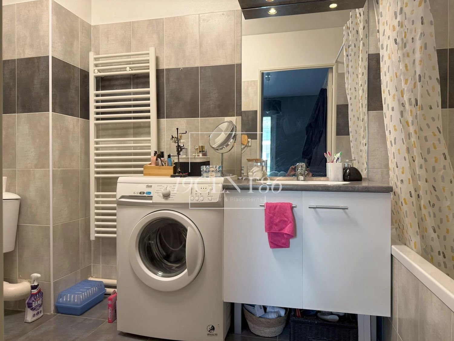 Appartement à louer, 41m², Vénissieux