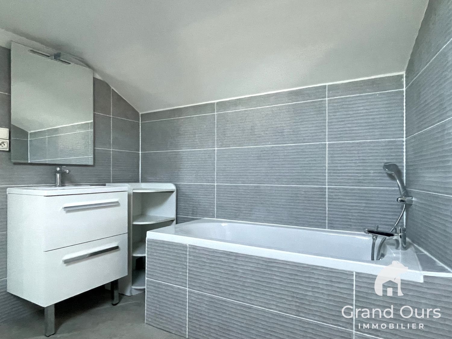 Appartement à louer, 28m², Moulins