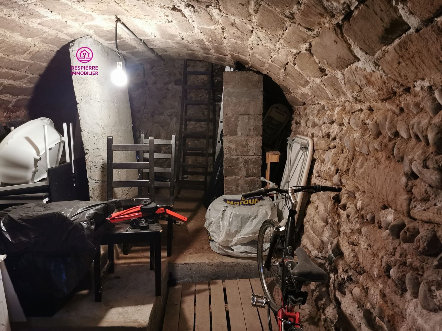 Maison à vendre, 66m², Roussillon