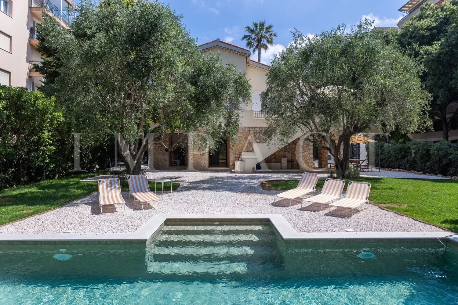 Maison à louer, 270m², Cannes