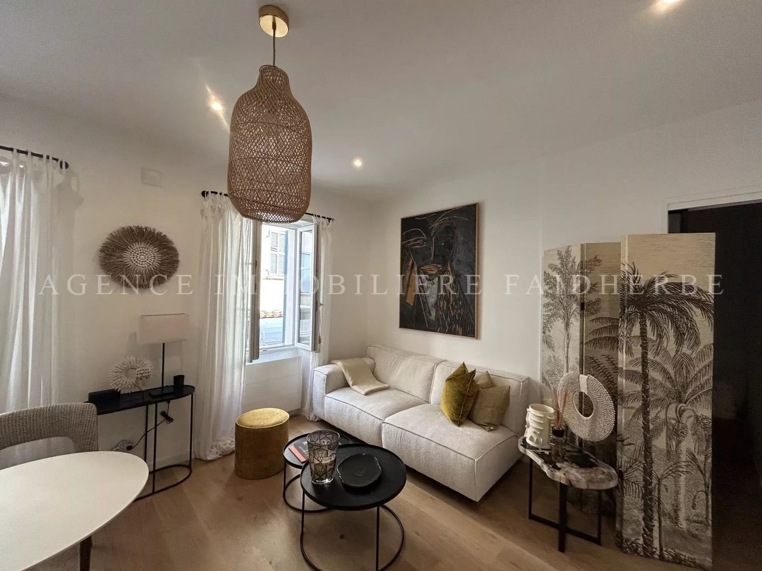 Appartement à louer, 11m², Saint-Tropez