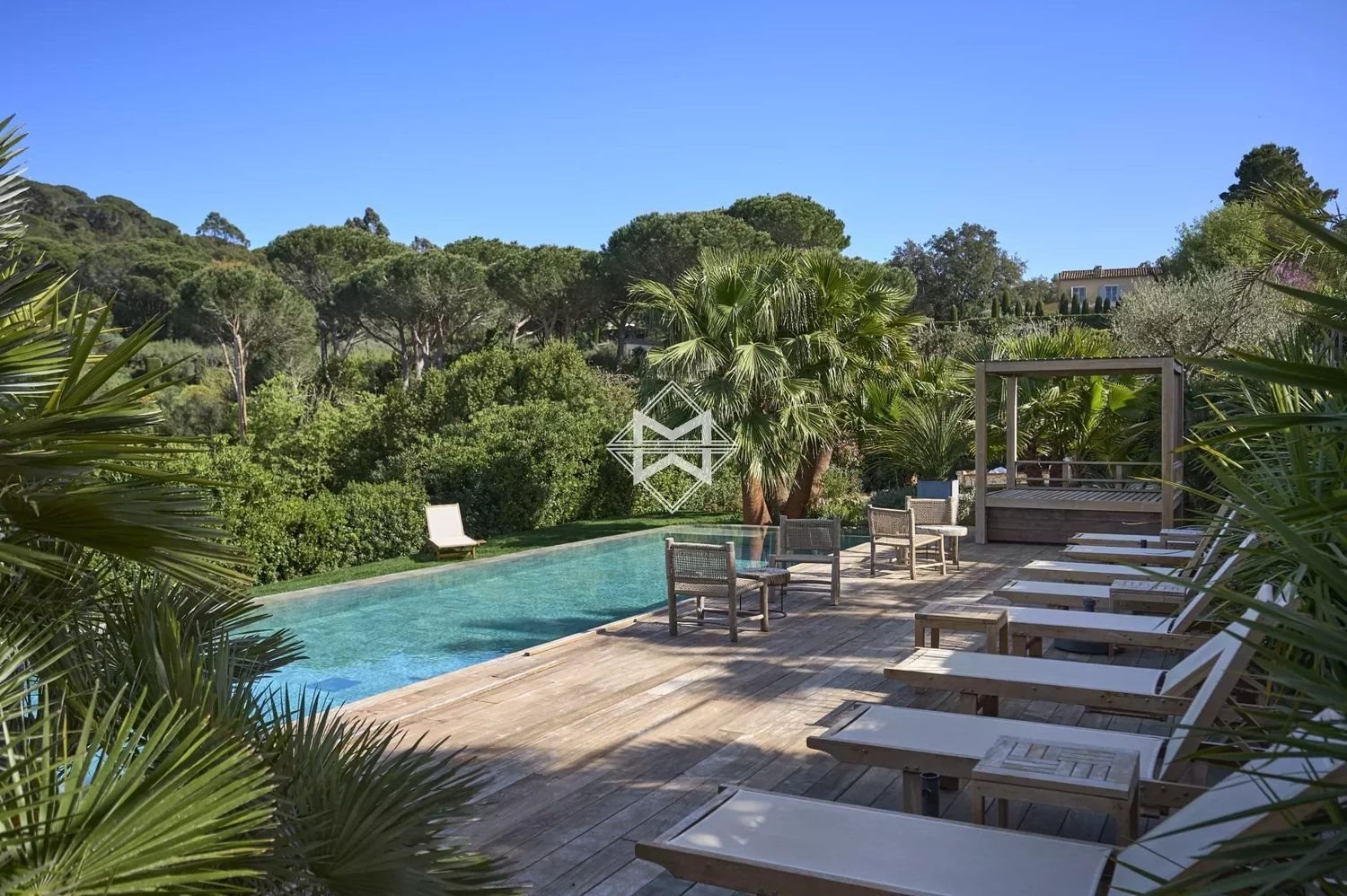 Maison à louer, 450m², Saint-Tropez