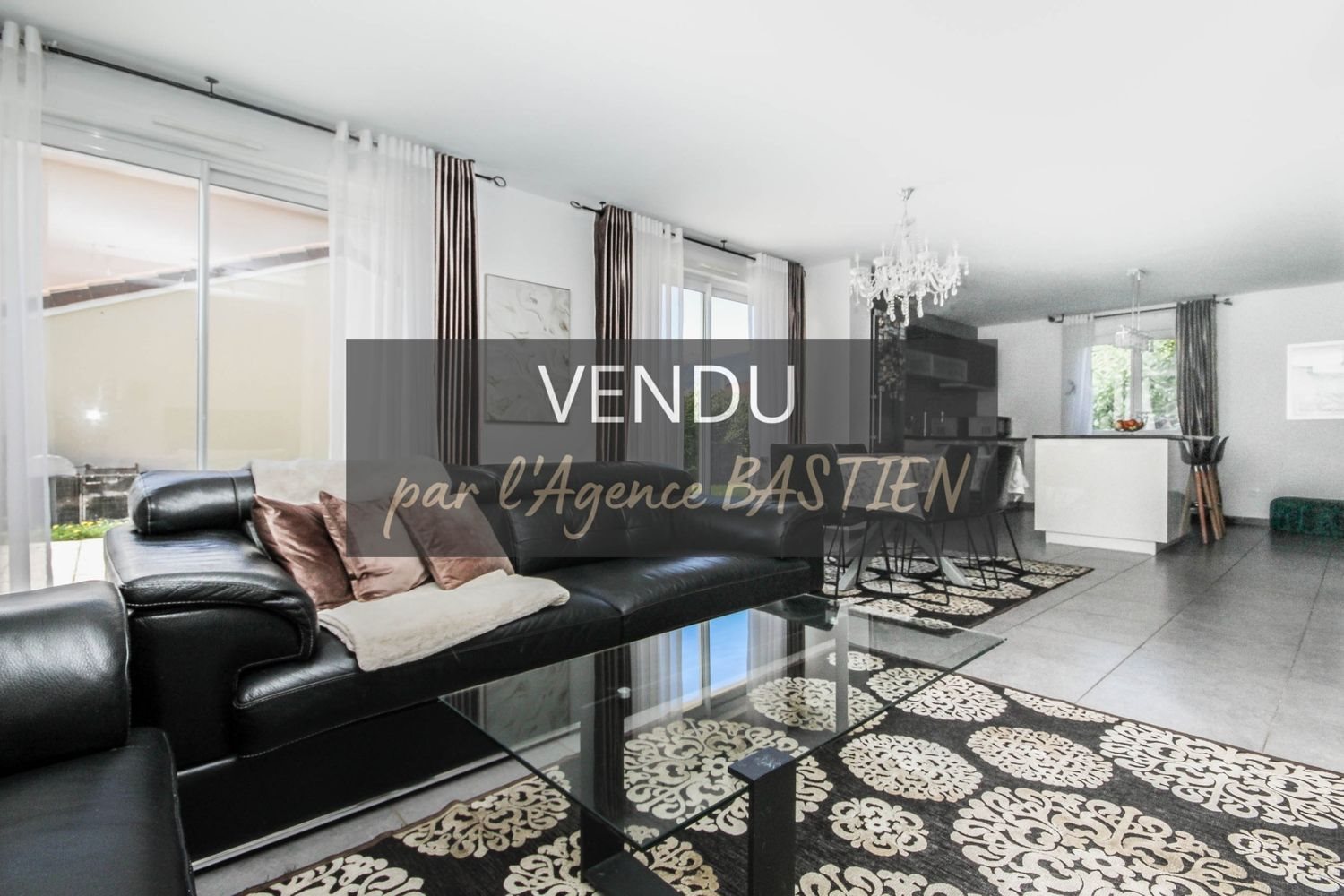 Maison à vendre, 110m², Saint-Genis-Pouilly