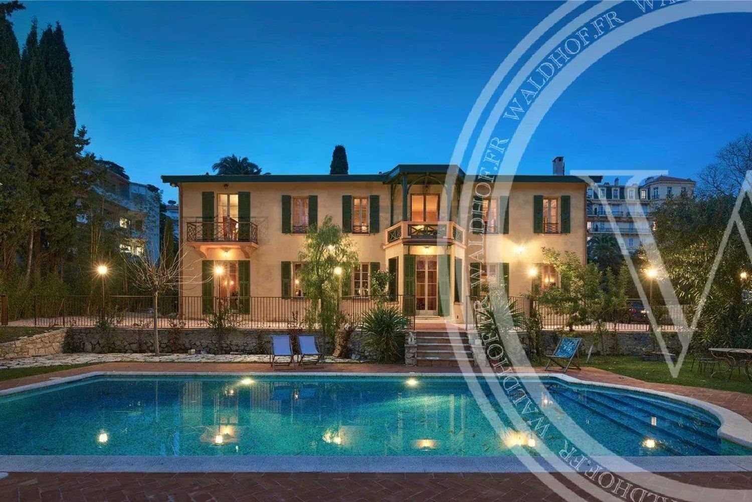 Maison à louer, 400m², Cannes