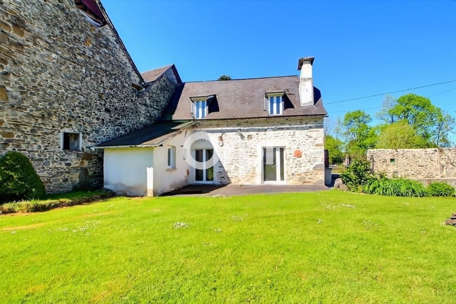 Maison à vendre, 244m², Buziet