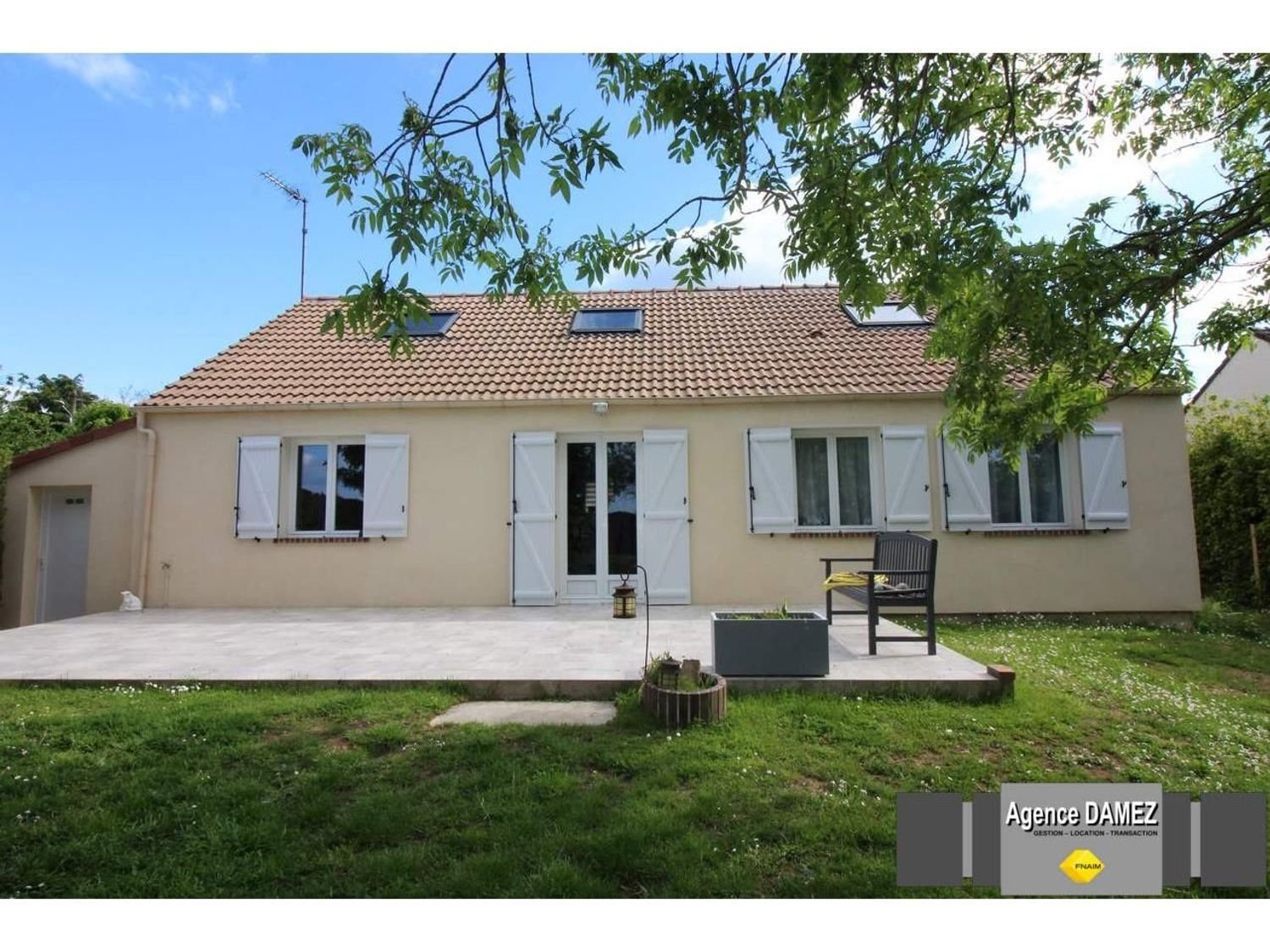 Maison à vendre, 151m², Saint-Escobille