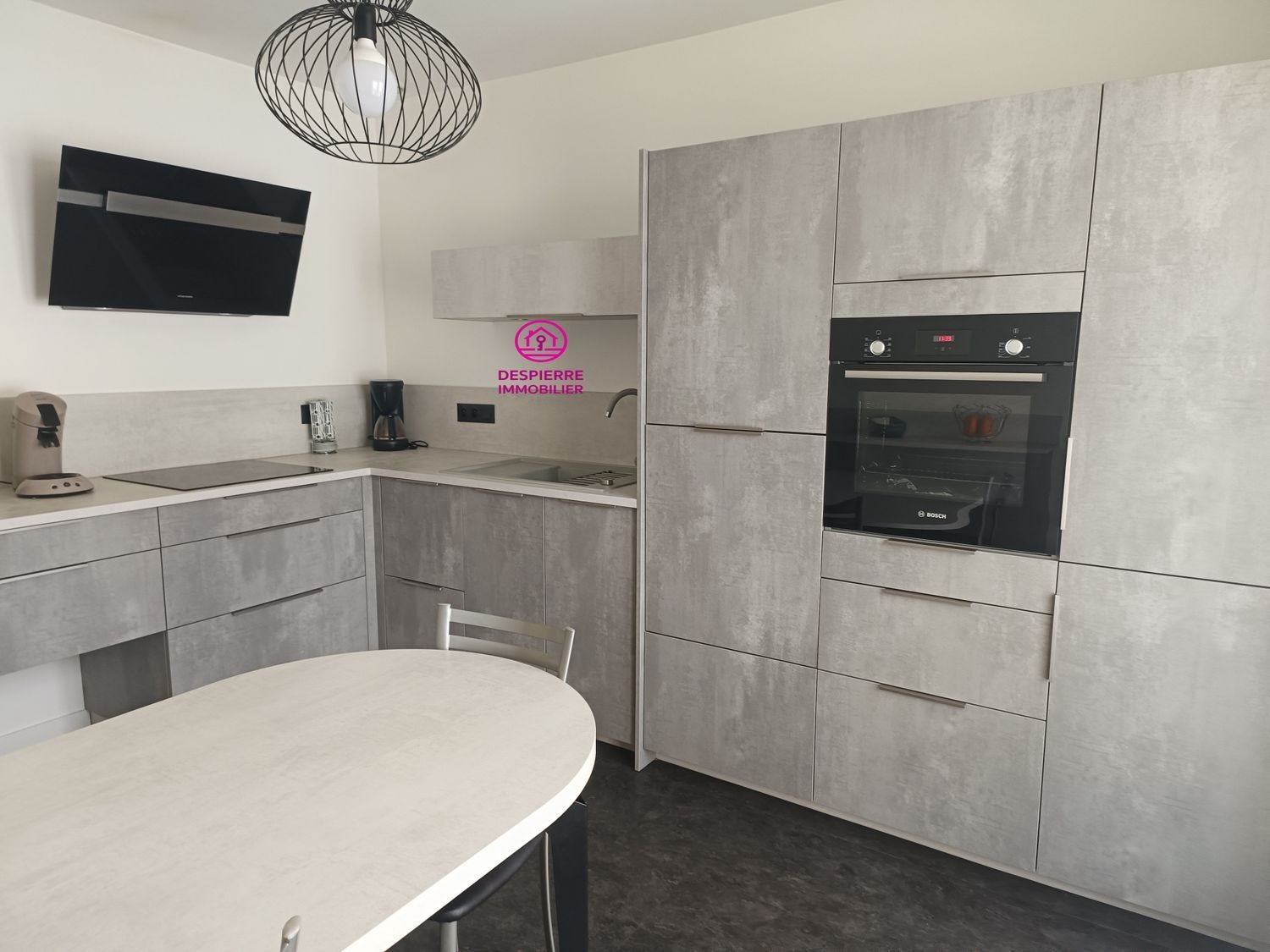 Maison à vendre, 170m², Roussillon