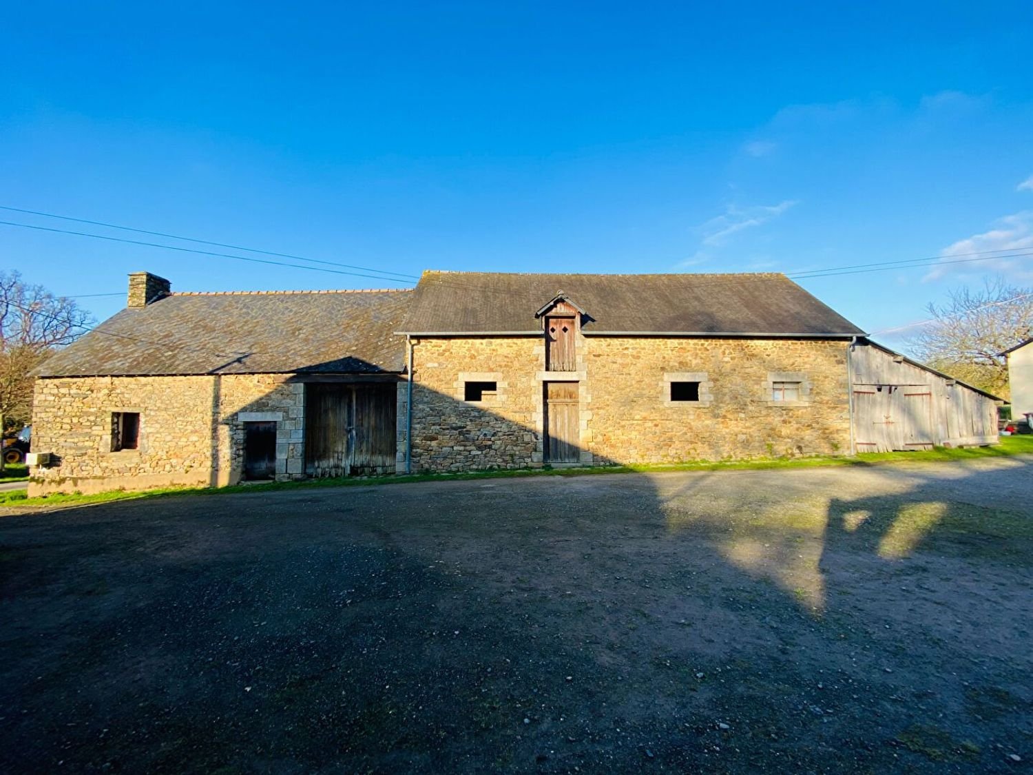 Maison à vendre, 400m², Bains-sur-Oust