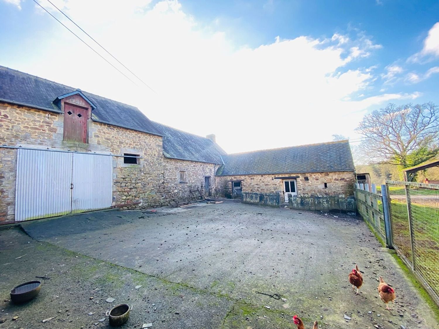 Maison à vendre, 400m², Bains-sur-Oust