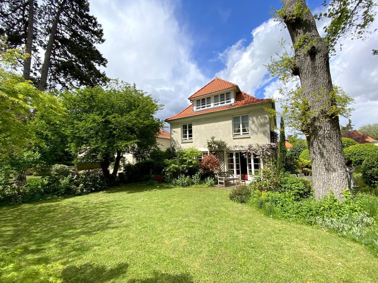 Maison à louer, 180m², La Celle-Saint-Cloud