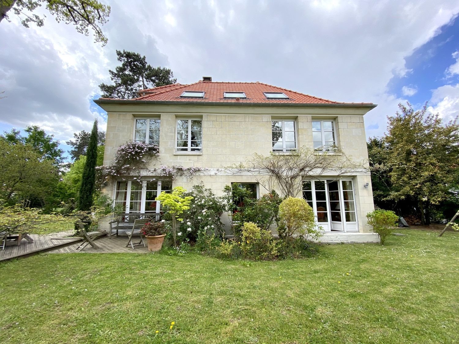 Maison à louer, 180m², La Celle-Saint-Cloud