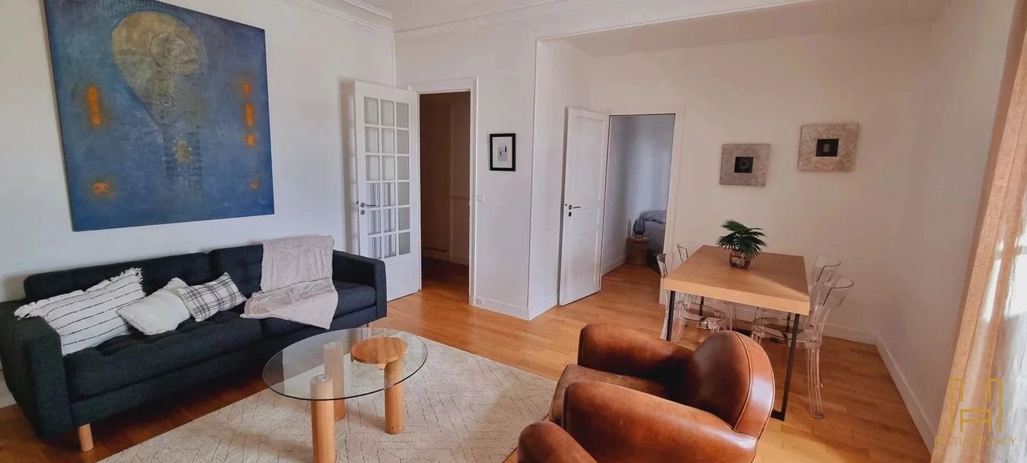 Appartement à louer, 59m², Versailles