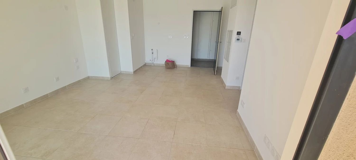Appartement à louer, 40m², Hyères