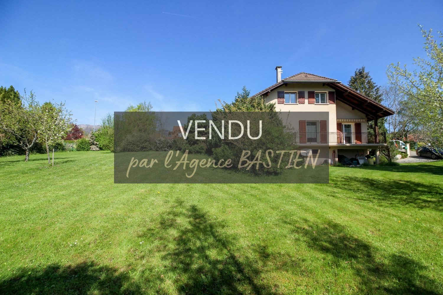 Maison à vendre, 121m², Cessy