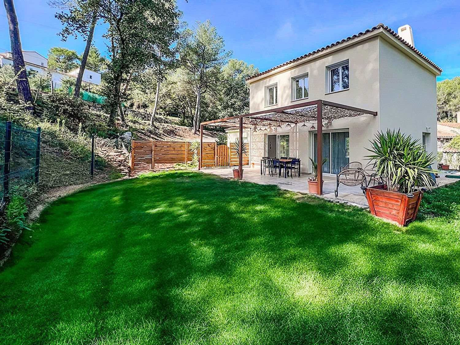 Maison à vendre, 140m², Gréasque