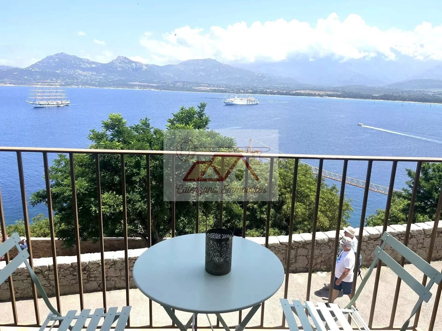 Appartement à louer, 75m², Calvi