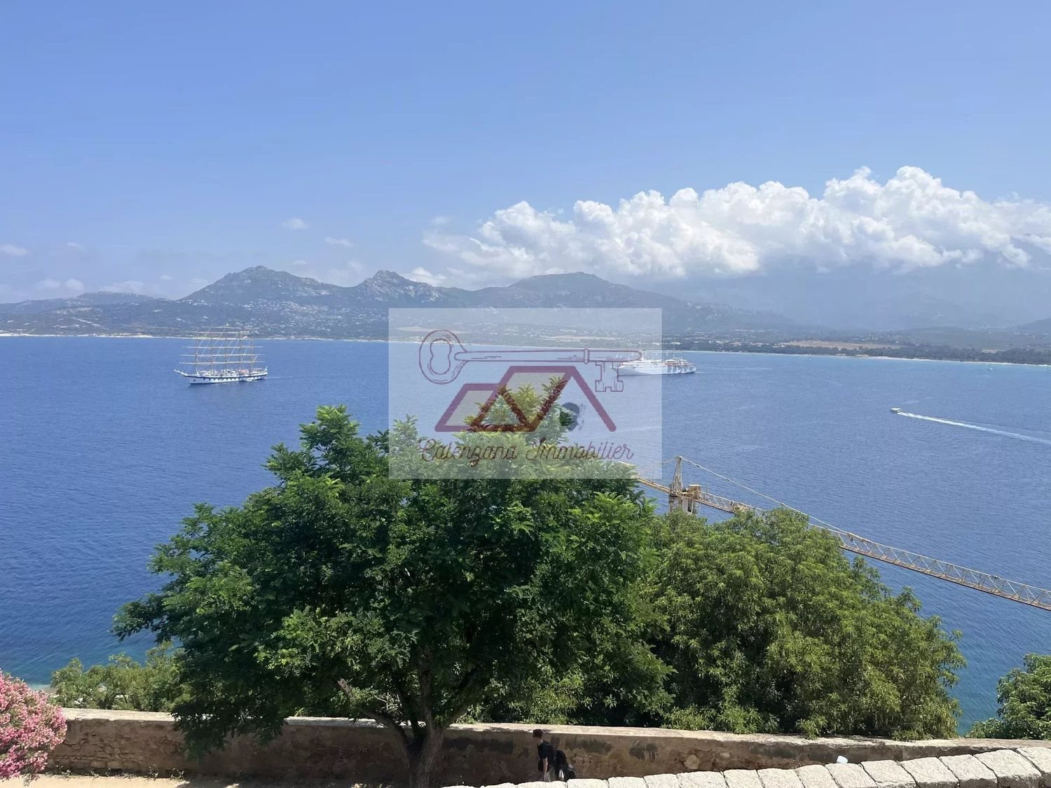 Appartement à louer, 75m², Calvi