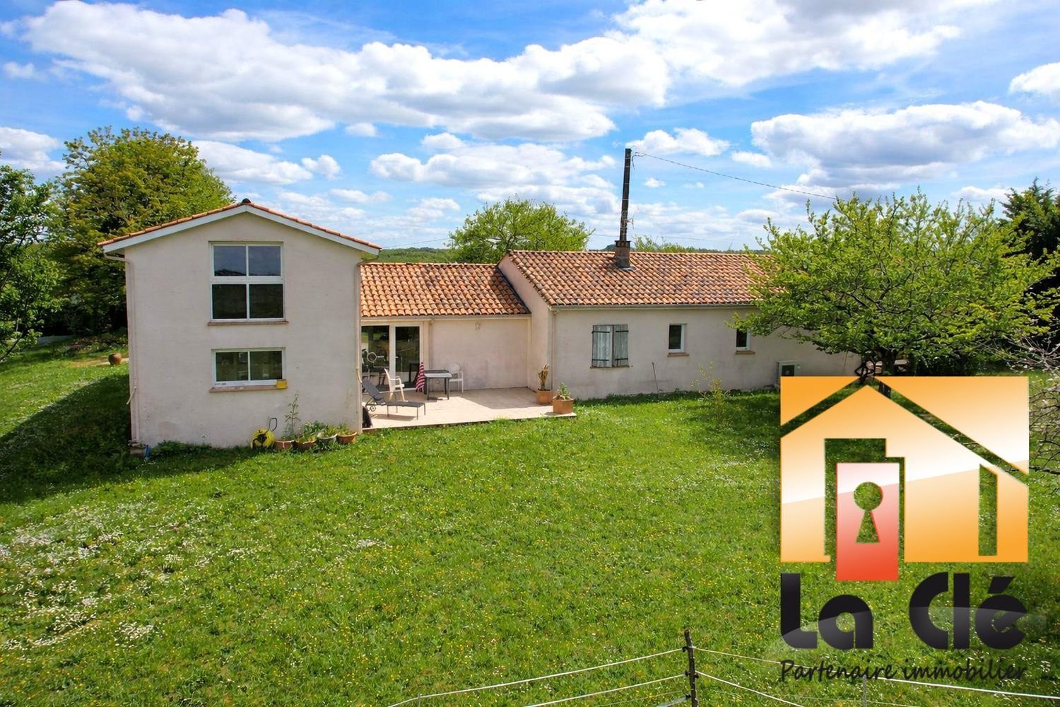 Maison à vendre, 199m², Sauvagnas