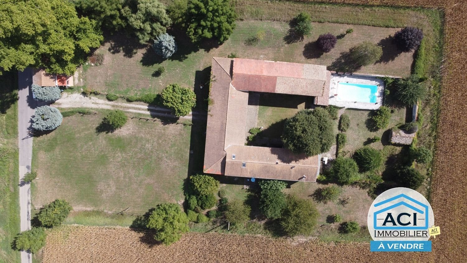 Maison à vendre, 350m², Luzinay