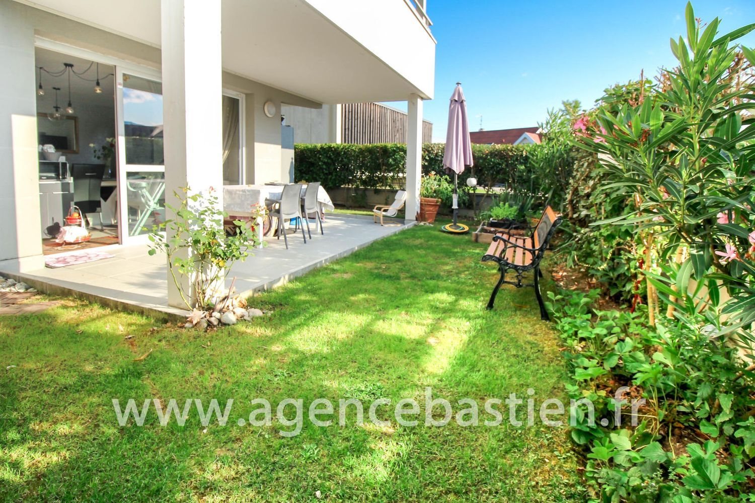 Appartement à vendre, 80m², Saint-Genis-Pouilly