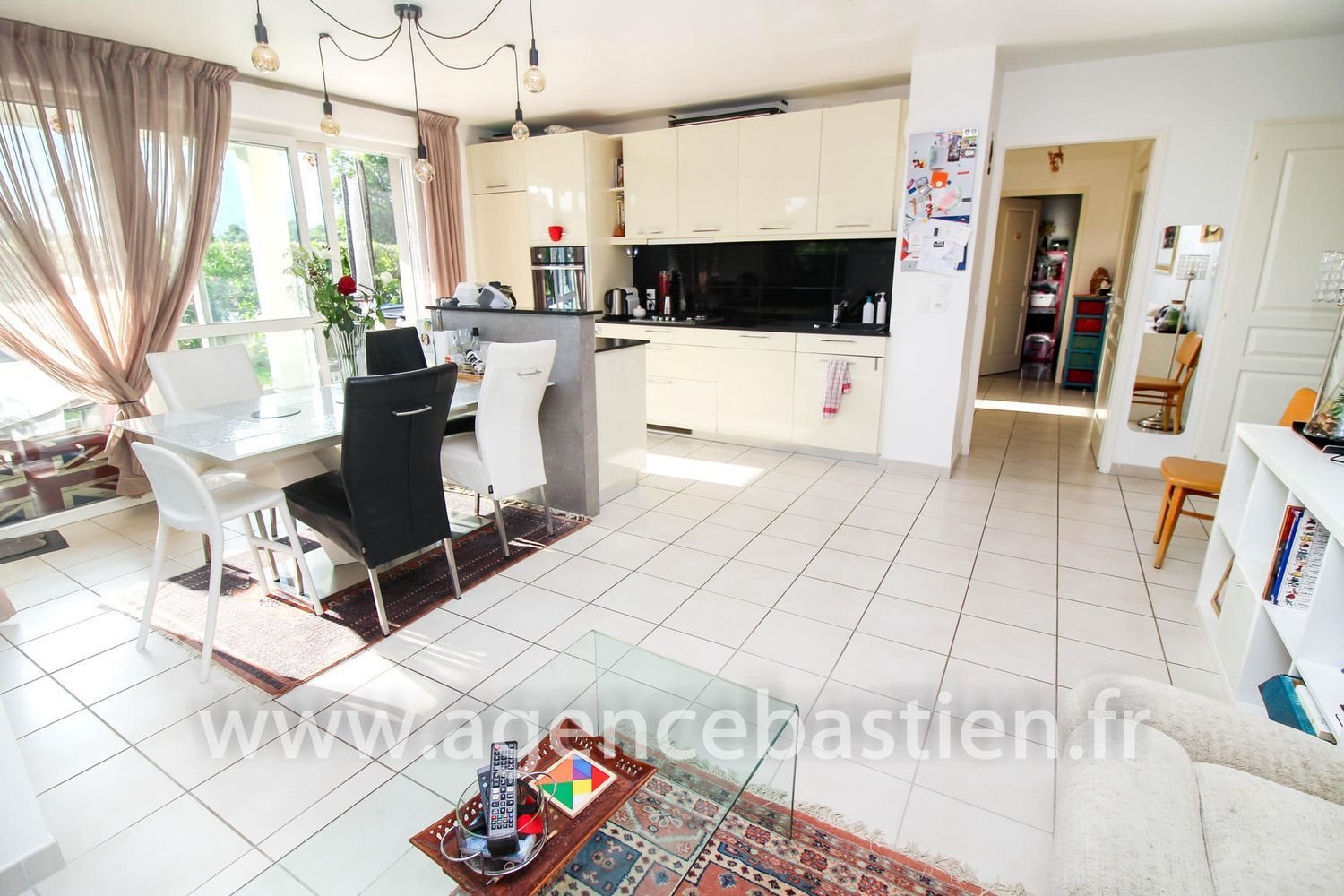 Appartement à vendre, 80m², Saint-Genis-Pouilly