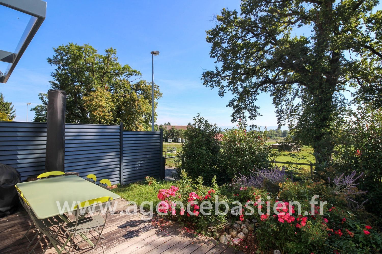 Maison à vendre, 80m², Gex