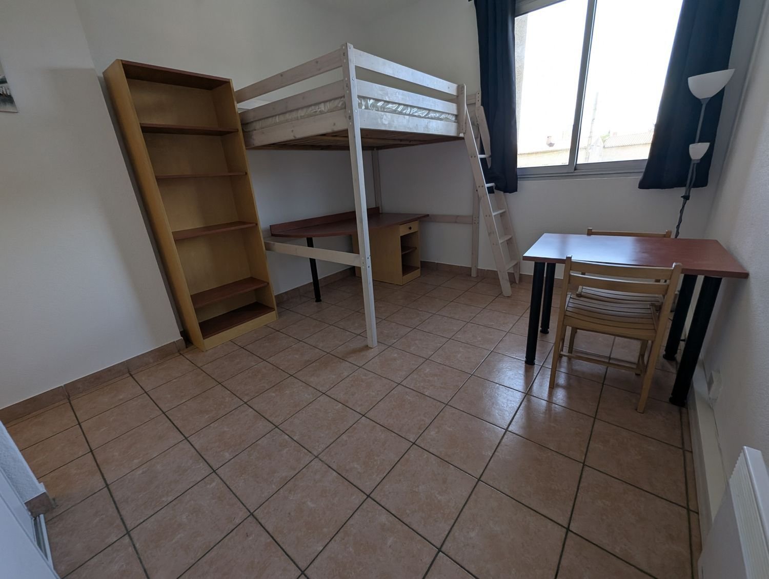 Appartement à louer, 21m², Nîmes