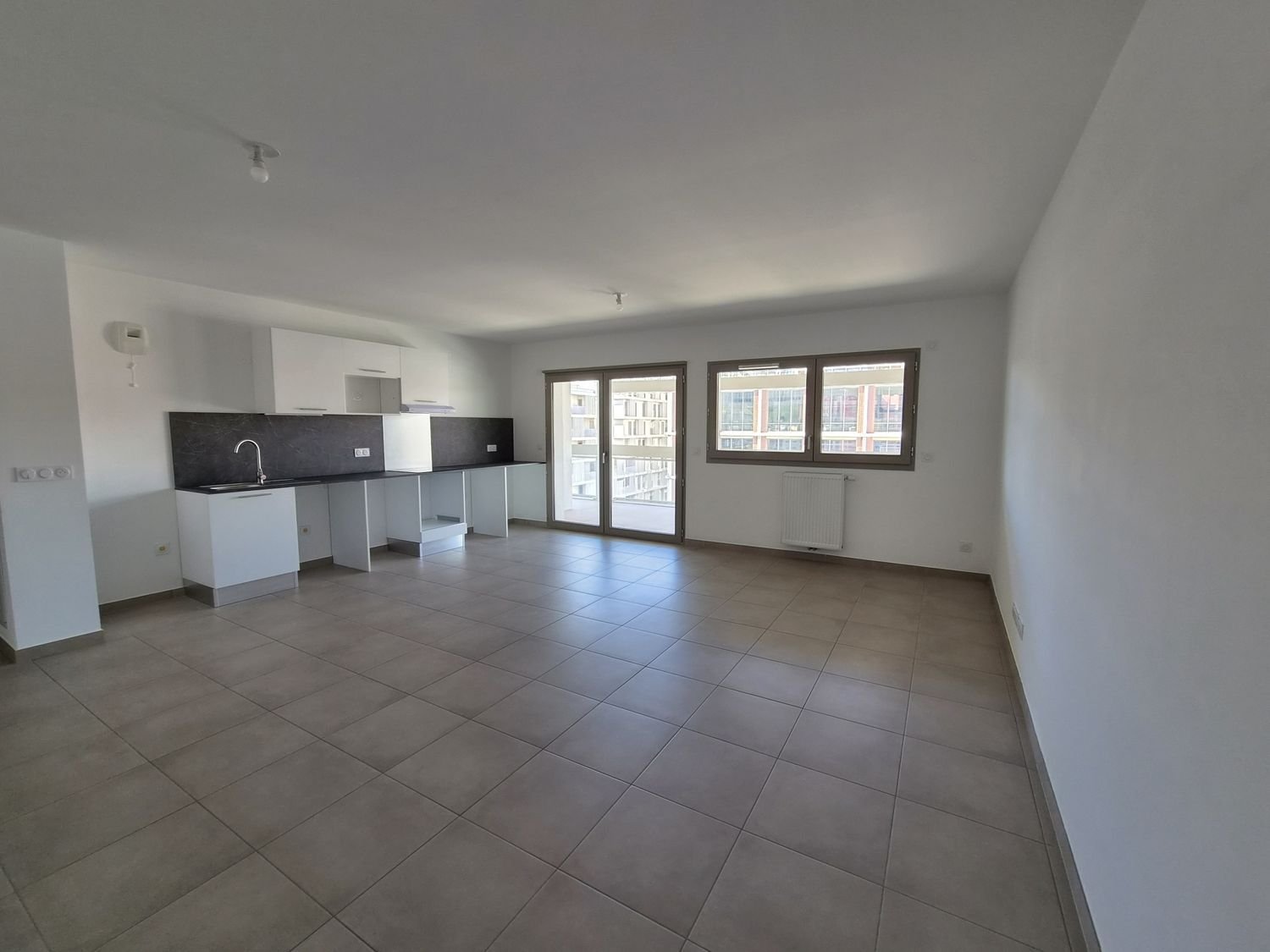 Appartement à louer, 71m², Nice