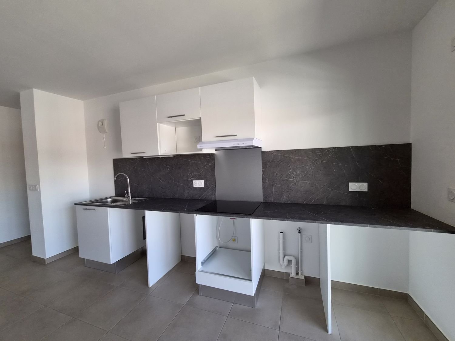 Appartement à louer, 71m², Nice